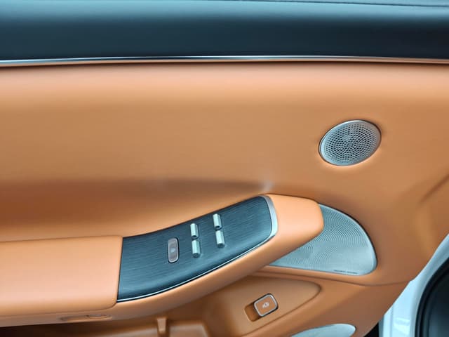 AITO M7 Экстендед Рэйндж Ультра полный привод 5-местная версия (Extended Range Ultra 5-seater Edition) в лизинг - 15