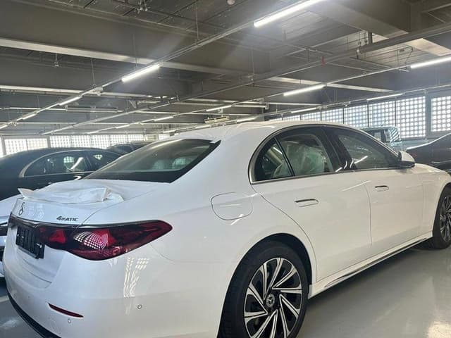 Mercedes-Benz E седан 300 полный привод Эксклюзив (Exclusive) в лизинг - 6