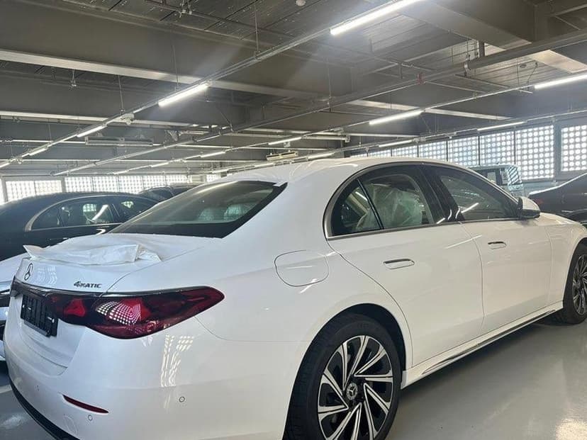 Mercedes-Benz E седан 300 полный привод Эксклюзив (Exclusive) в лизинг - 6