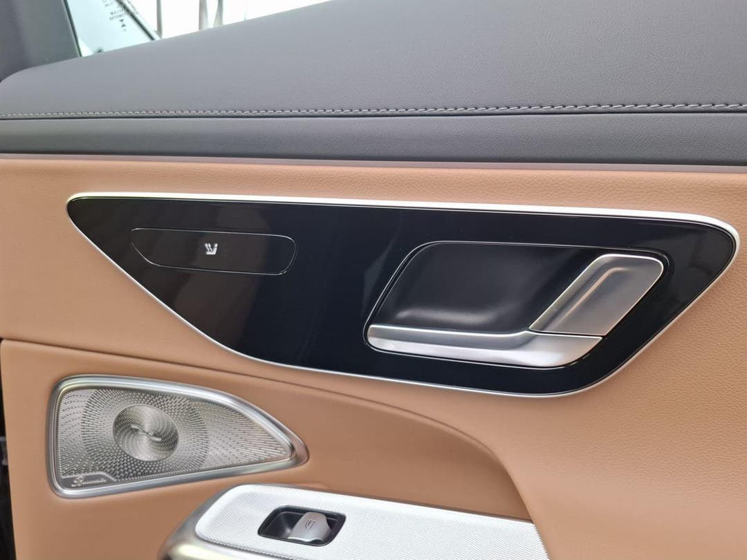Mercedes-Benz E седан 300 полный привод АМГ Лайн (AMG Line) в лизинг - 23