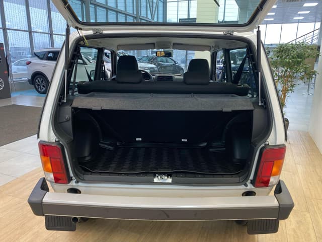 Lada Niva Legend 3 дв Classic 24 1.7 5MT в лизинг - 10