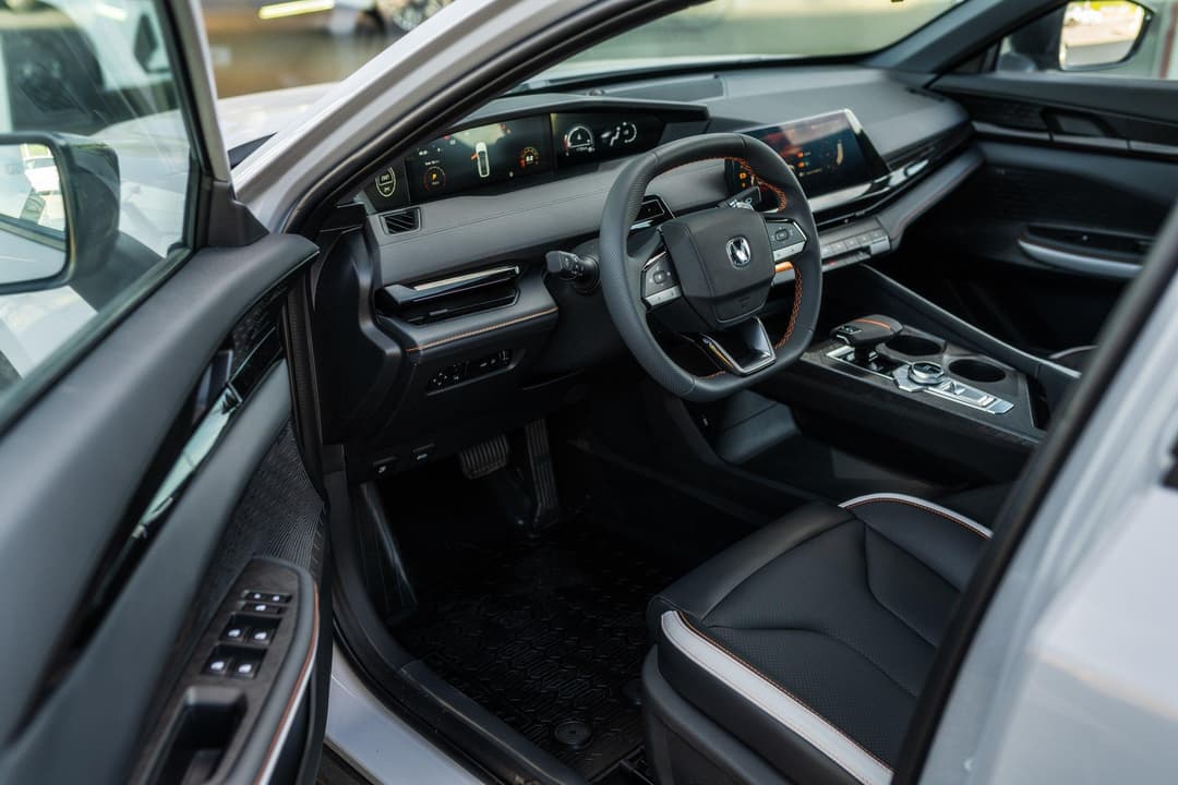 Changan Uni-V Tech 1.5T 7DCT в лизинг - 11