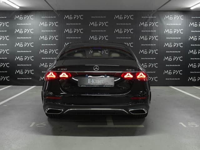 Mercedes-Benz E седан 300 полный привод АМГ Лайн (AMG Line) в лизинг - 7