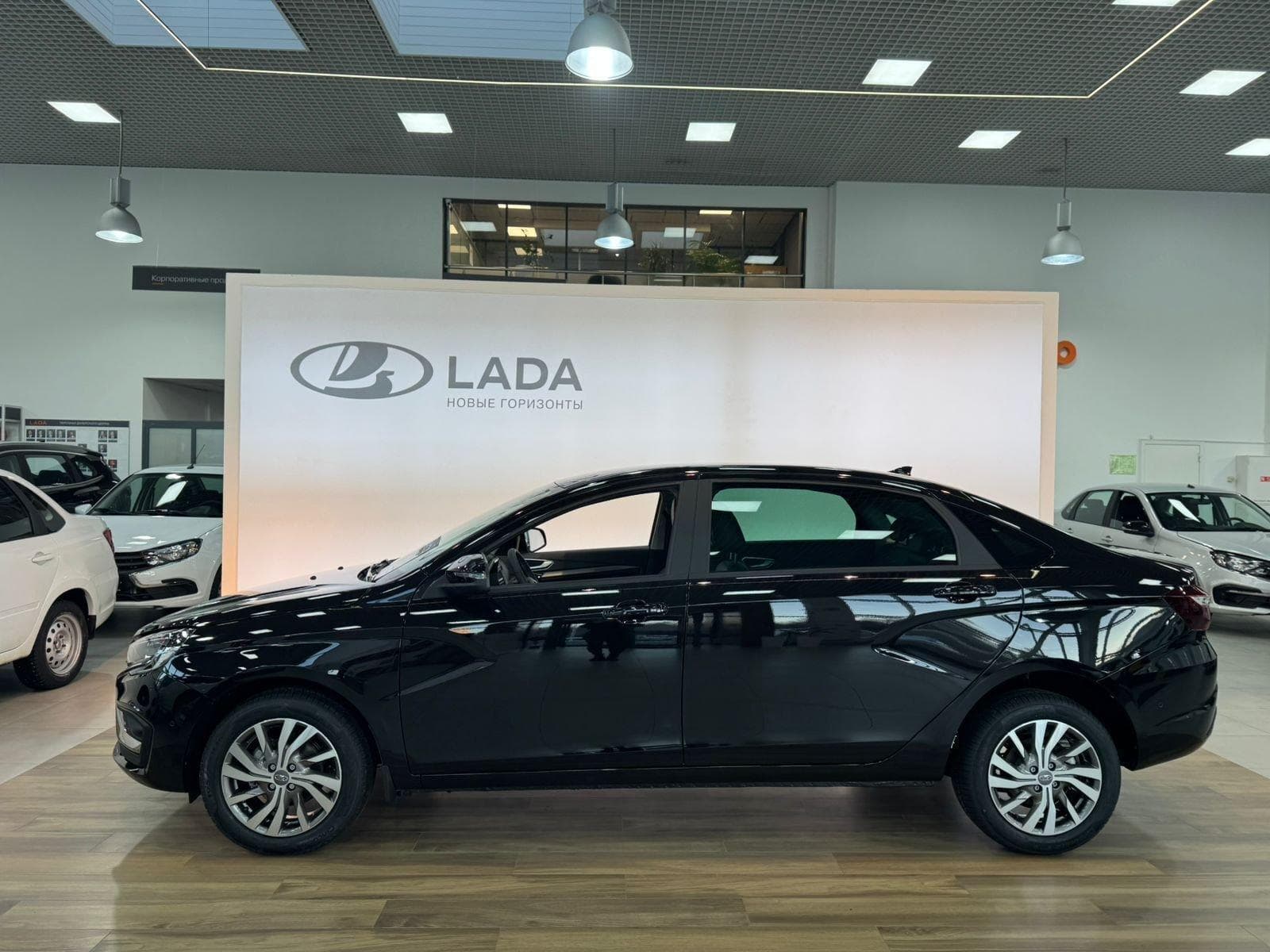 Lada Aura Premier 1.8 122hp AT в лизинг - 4