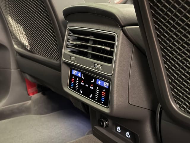 Audi SQ7 TFSI quattro tiptronic в лизинг - 16