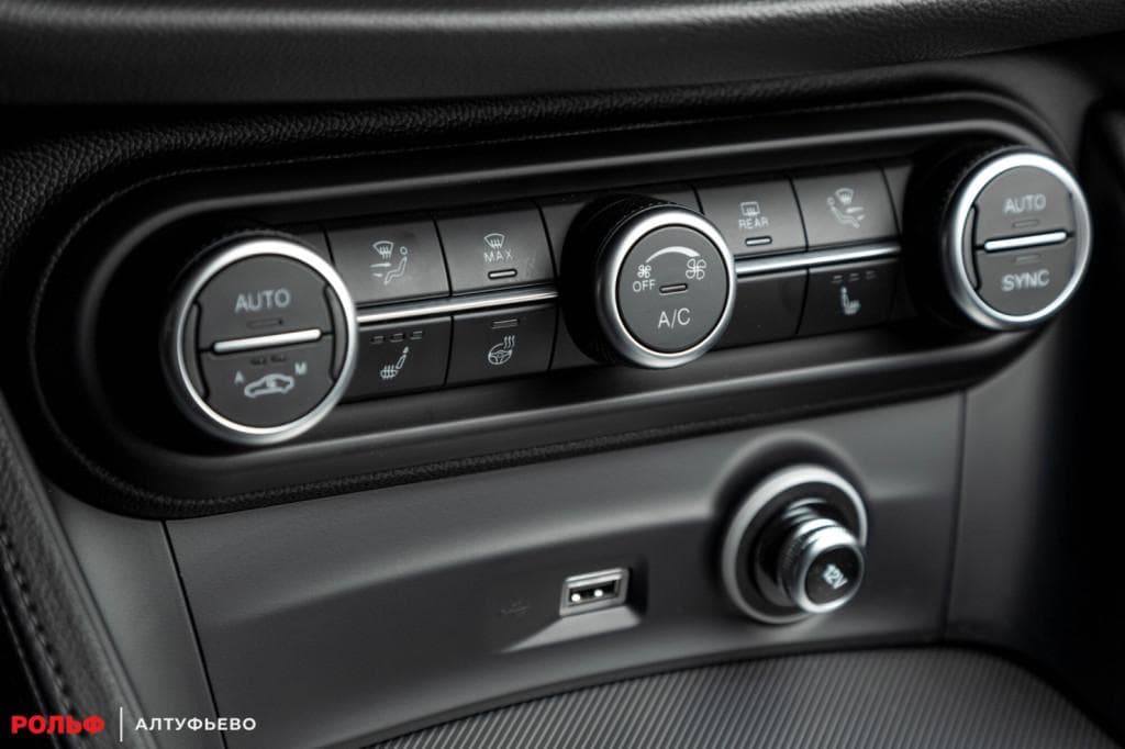 Alfa Romeo Stelvio Велоче 2.0Т 280 л.с. полный привод АТ (Veloce) в лизинг - 16