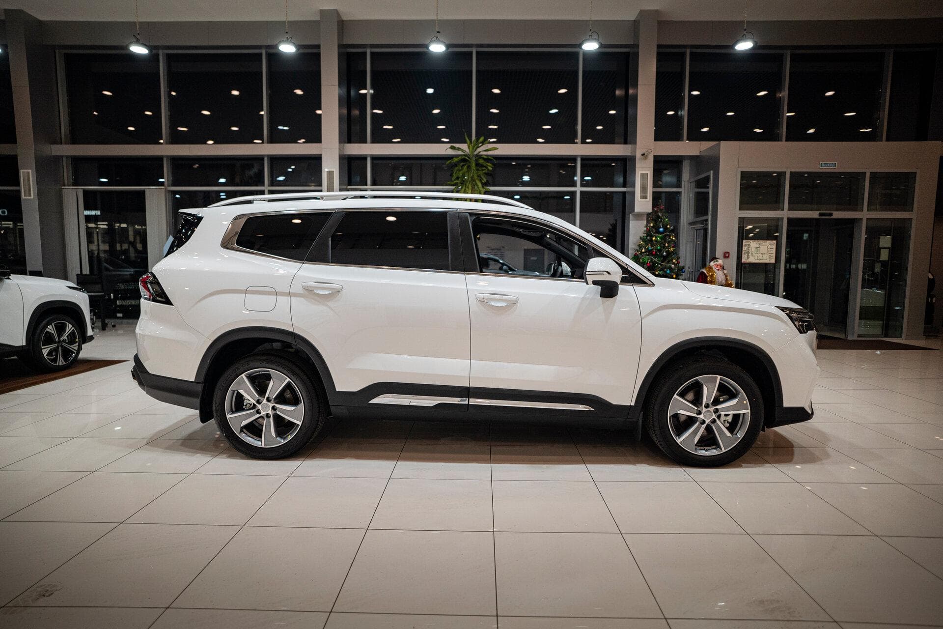 Geely Okavango Flagship 2.0T 7DCT 2WD в лизинг - 9