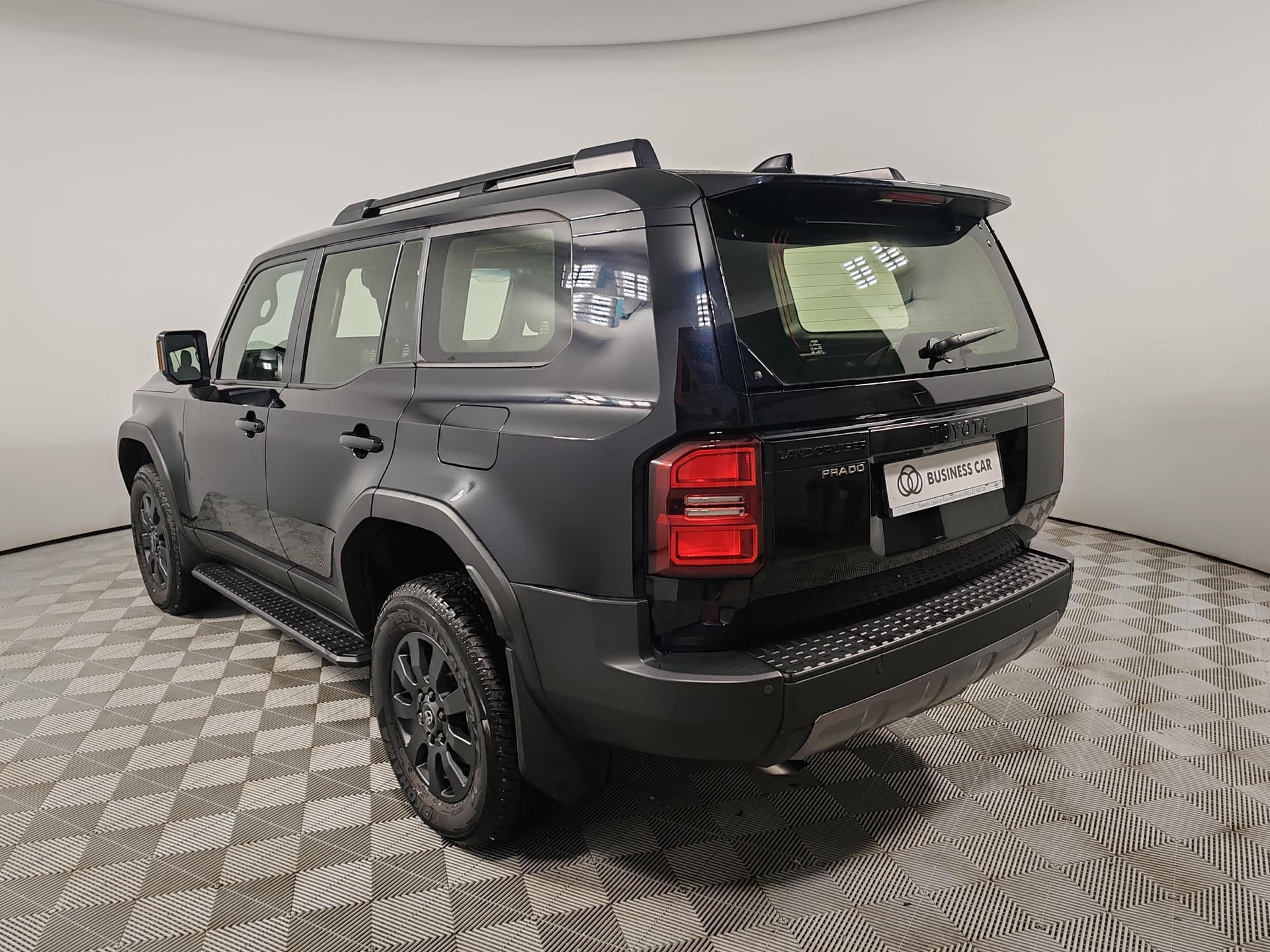 Toyota Land Cruiser Prado Престиж 2.4 АКП в лизинг - 8