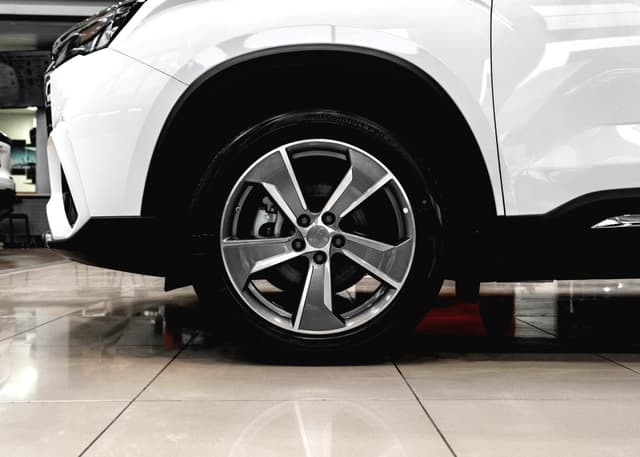 Geely Okavango Flagship 2.0T 7DCT 2WD в лизинг - 8