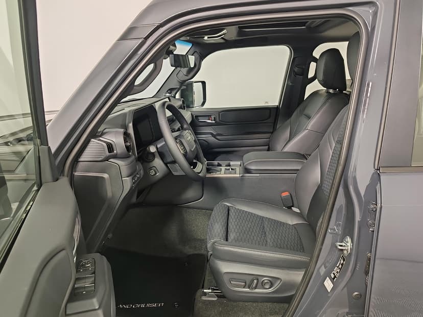 Toyota Land Cruiser Prado Mid VX 2.8d АКП в лизинг - 17