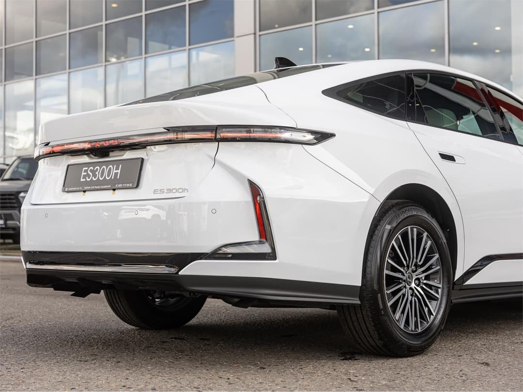Lexus ES 300h 2.0 гибрид вариатор в лизинг - 10