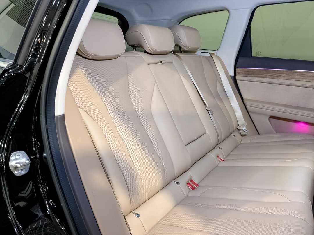 Seres M7 Pro 1.5hyb AT 4WD в лизинг - 13