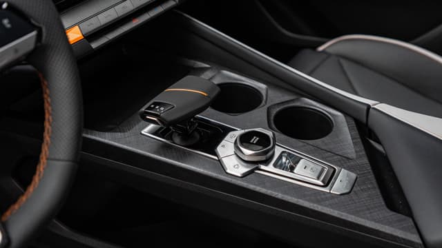Changan Uni-V Tech 1.5T 7DCT в лизинг - 13