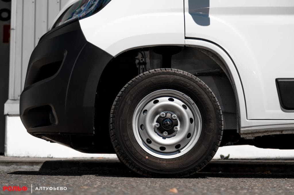 Peugeot Boxer FgTl 335 L3H2 2.2 BlueHDi 140hp 6MT в лизинг - 20