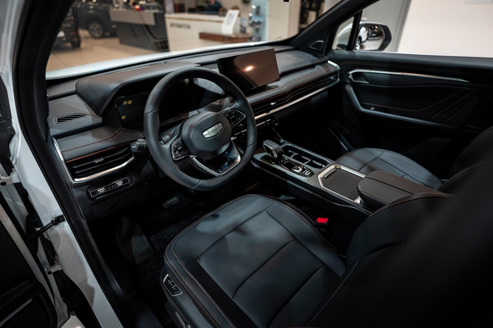 Geely Okavango Flagship 2.0T 7DCT 2WD в лизинг - 12