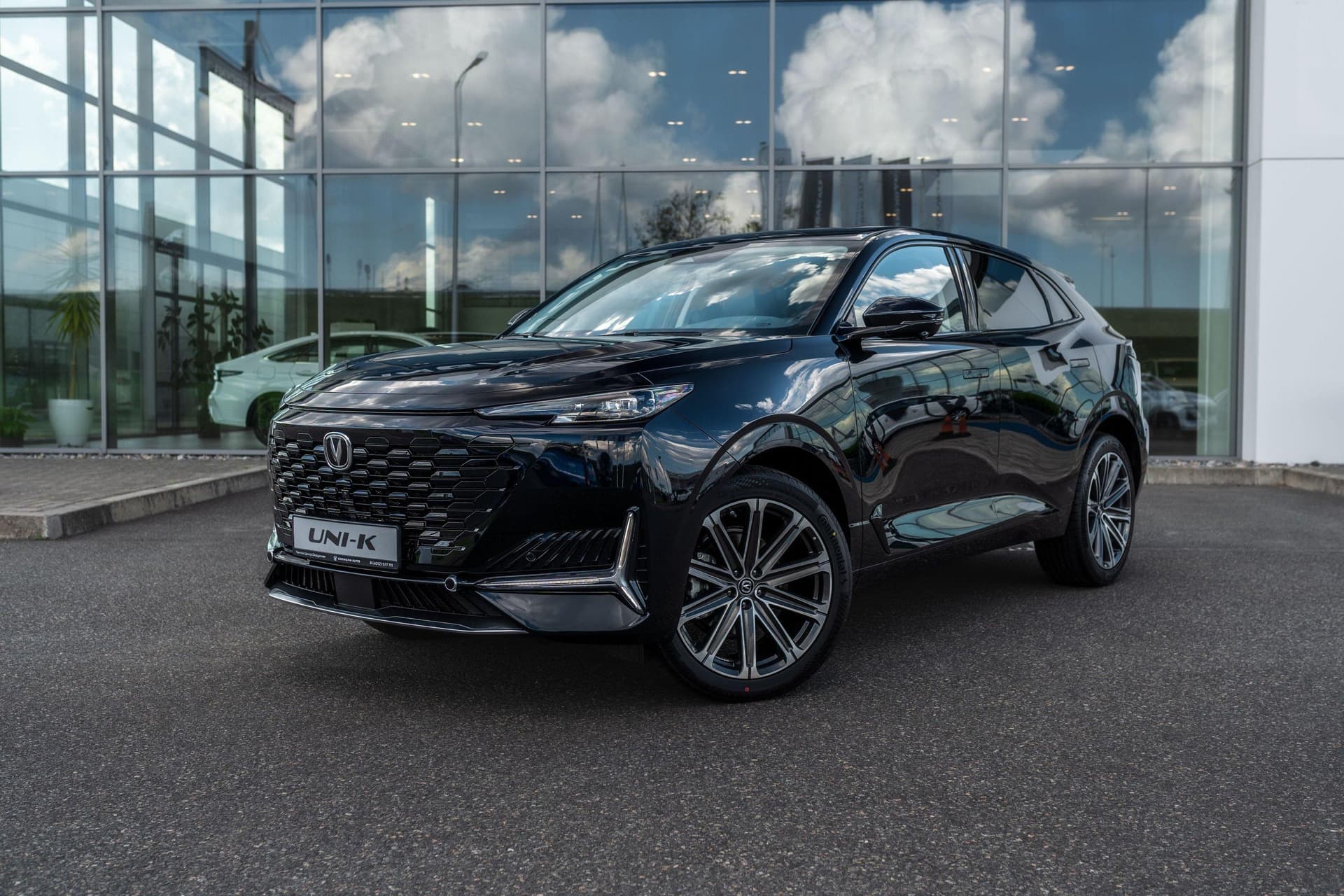 Changan Uni-K Tech 2.0 8AT AWD в лизинг - 2