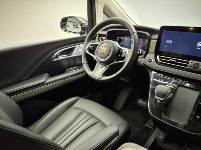 Hongqi HQ9 2.0T Executive в лизинг - 7