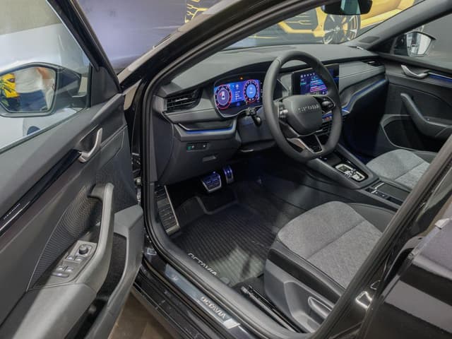 Skoda Octavia Спортлайн 2.0Т полный привод АТ в лизинг - 13