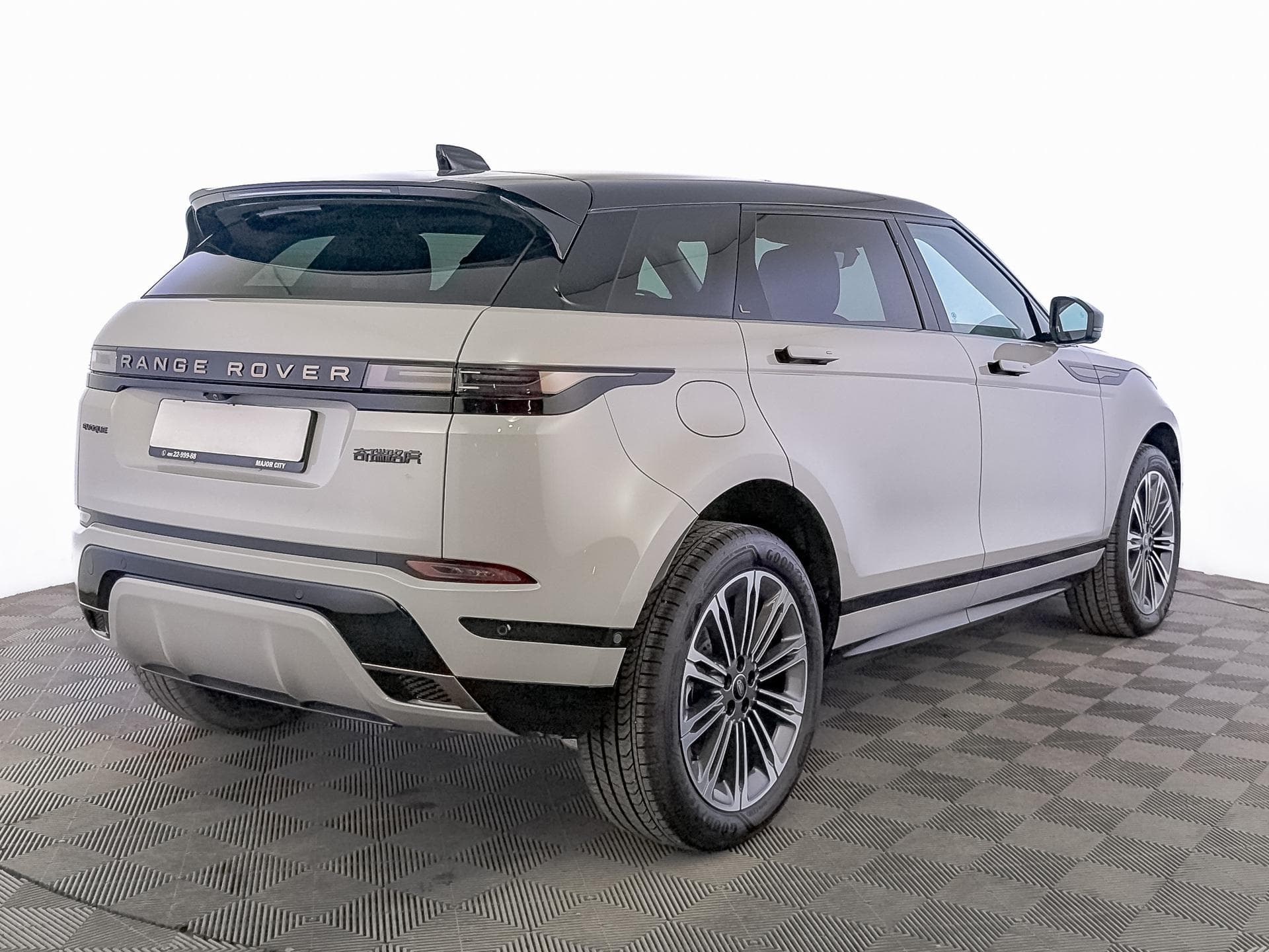 Land Rover Range Rover Evoque L 2.0 249PS MHEV Flowing Light Elegant в лизинг - 3
