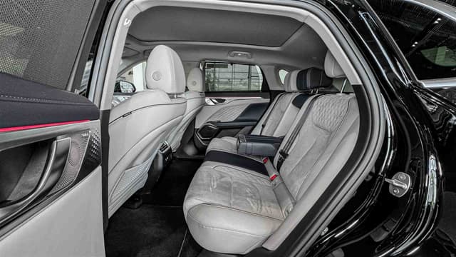 Wey 05 Premium 2.0 PHEV DHT 4WD в лизинг - 13