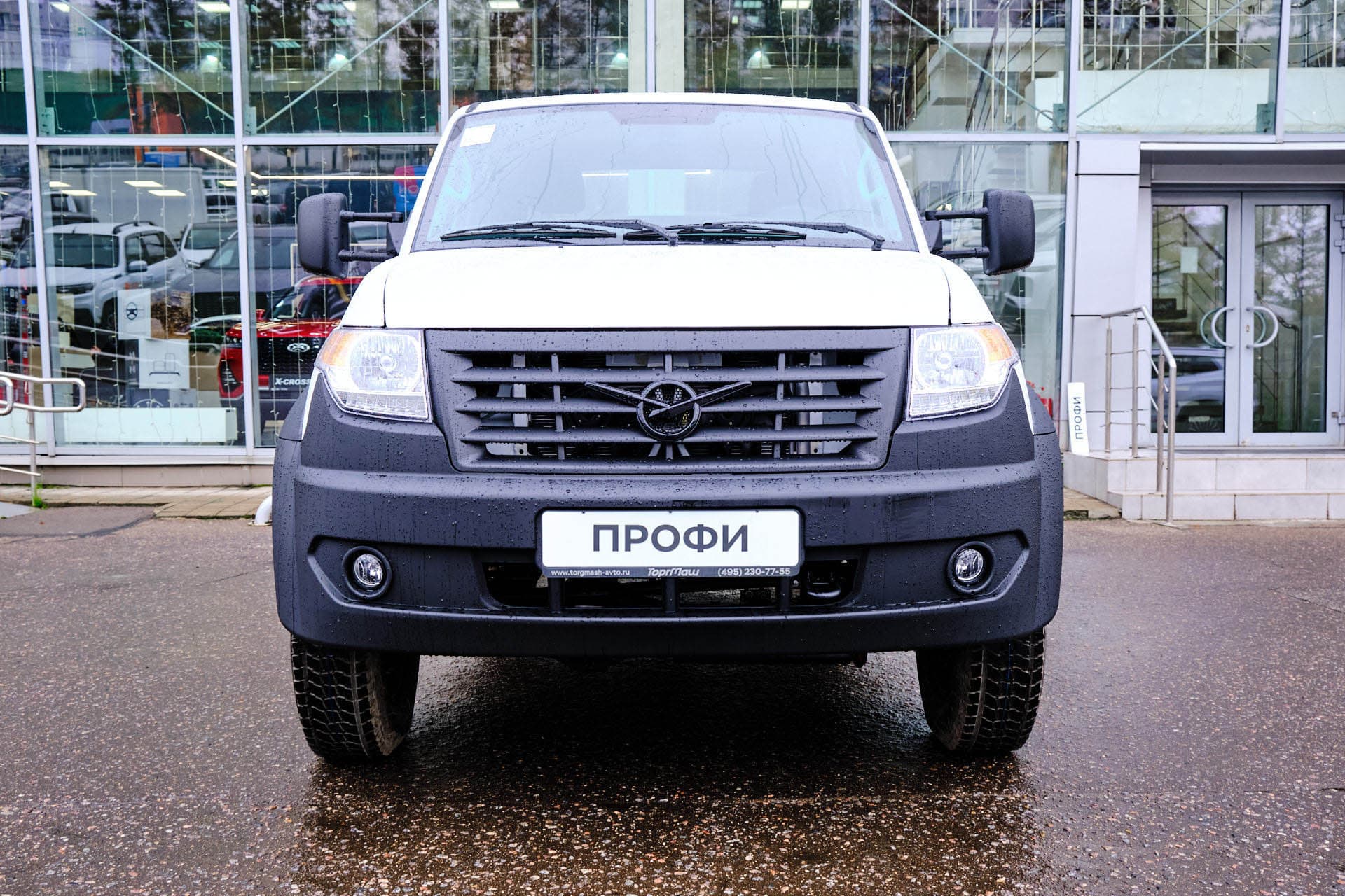 UAZ Profi двухрядная кабина Двойная кабина с бортом Base 4х4 2.7 5MT в лизинг - 4