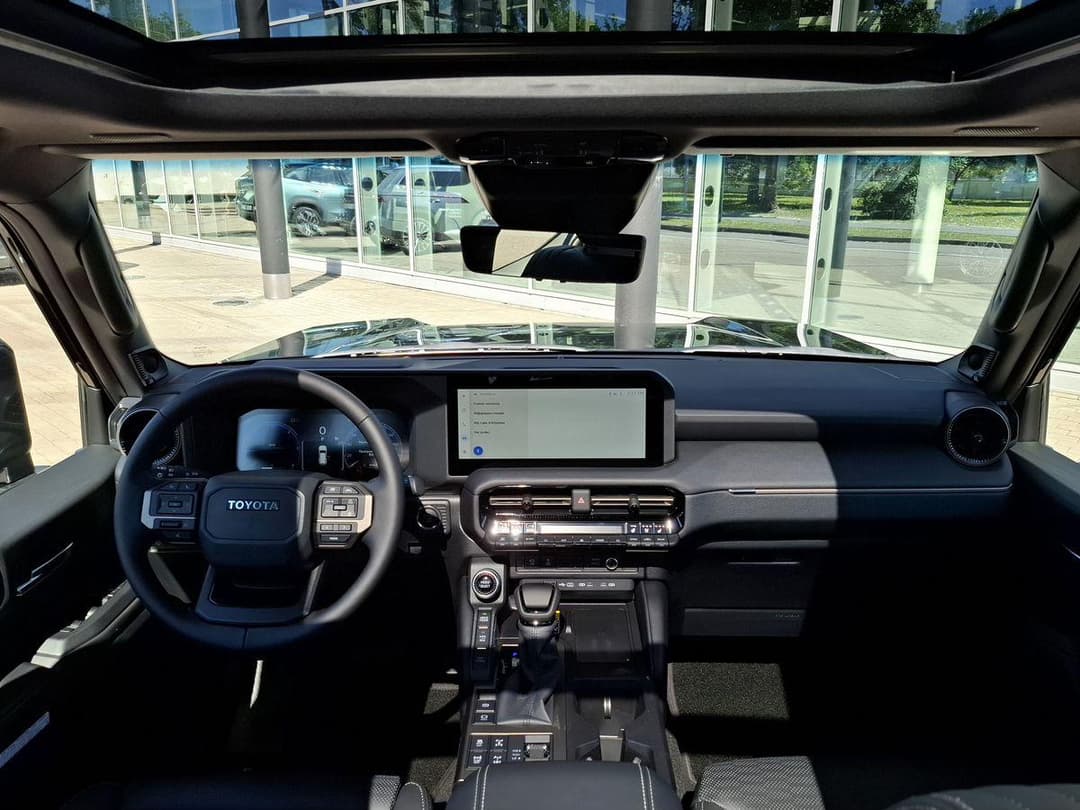 Toyota Land Cruiser Prado Premium VX-L 2.8d АКП в лизинг - 10