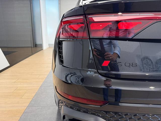 Audi RS Q8 quattro в лизинг - 21