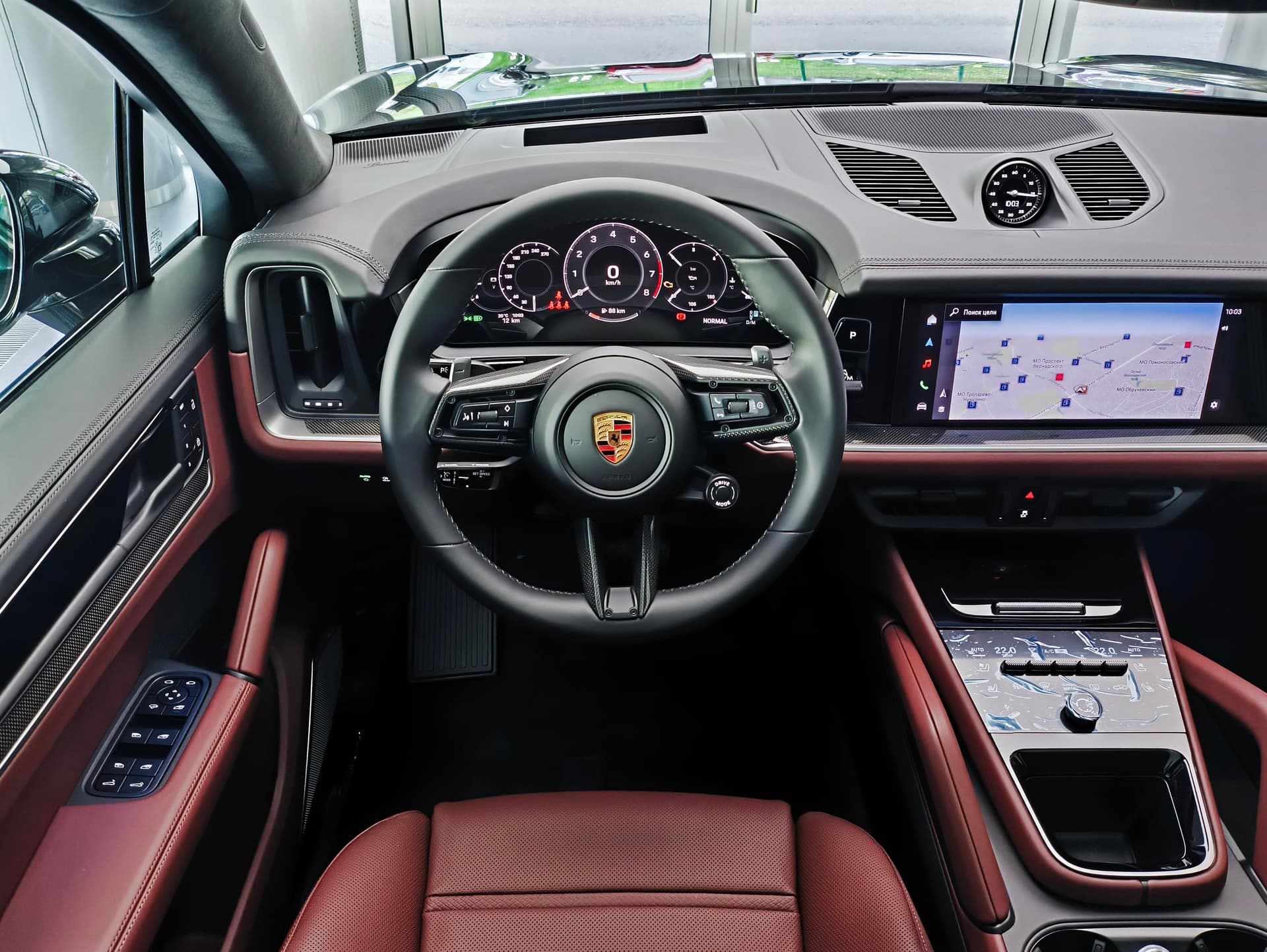 Porsche Cayenne Black Edition Coupe в лизинг - 12