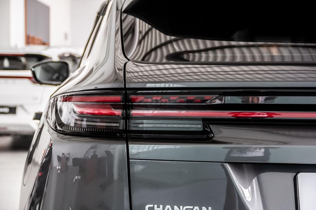 Changan Uni-K Tech 2.0 8AT AWD в лизинг - 24