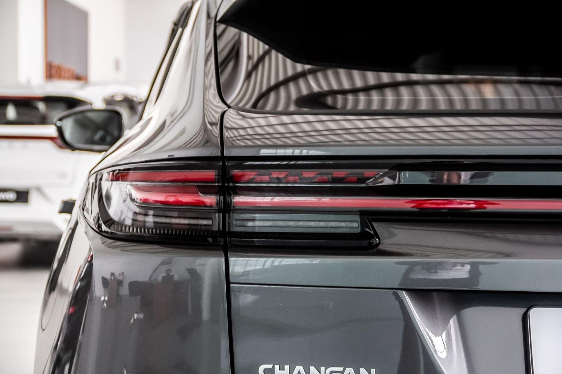 Changan Uni-K Tech 2.0 8AT AWD в лизинг - 24