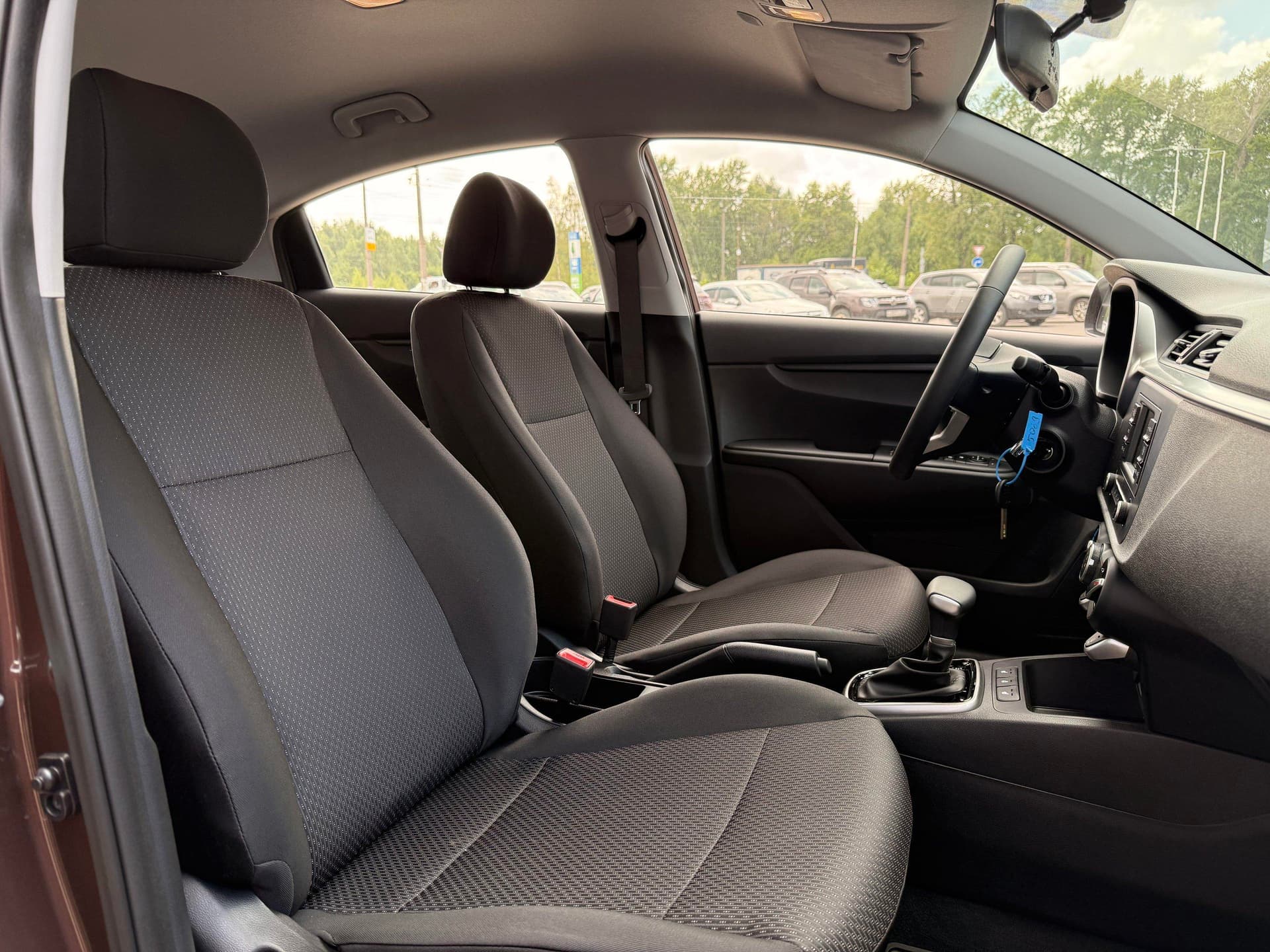 Solaris KRS Comfort 1.6 6AT в лизинг - 7