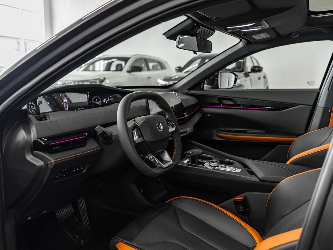 Changan Uni-V Tech 1.5T 7DCT в лизинг - 18