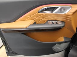 Hongqi HQ9 2.0T Executive в лизинг - 12