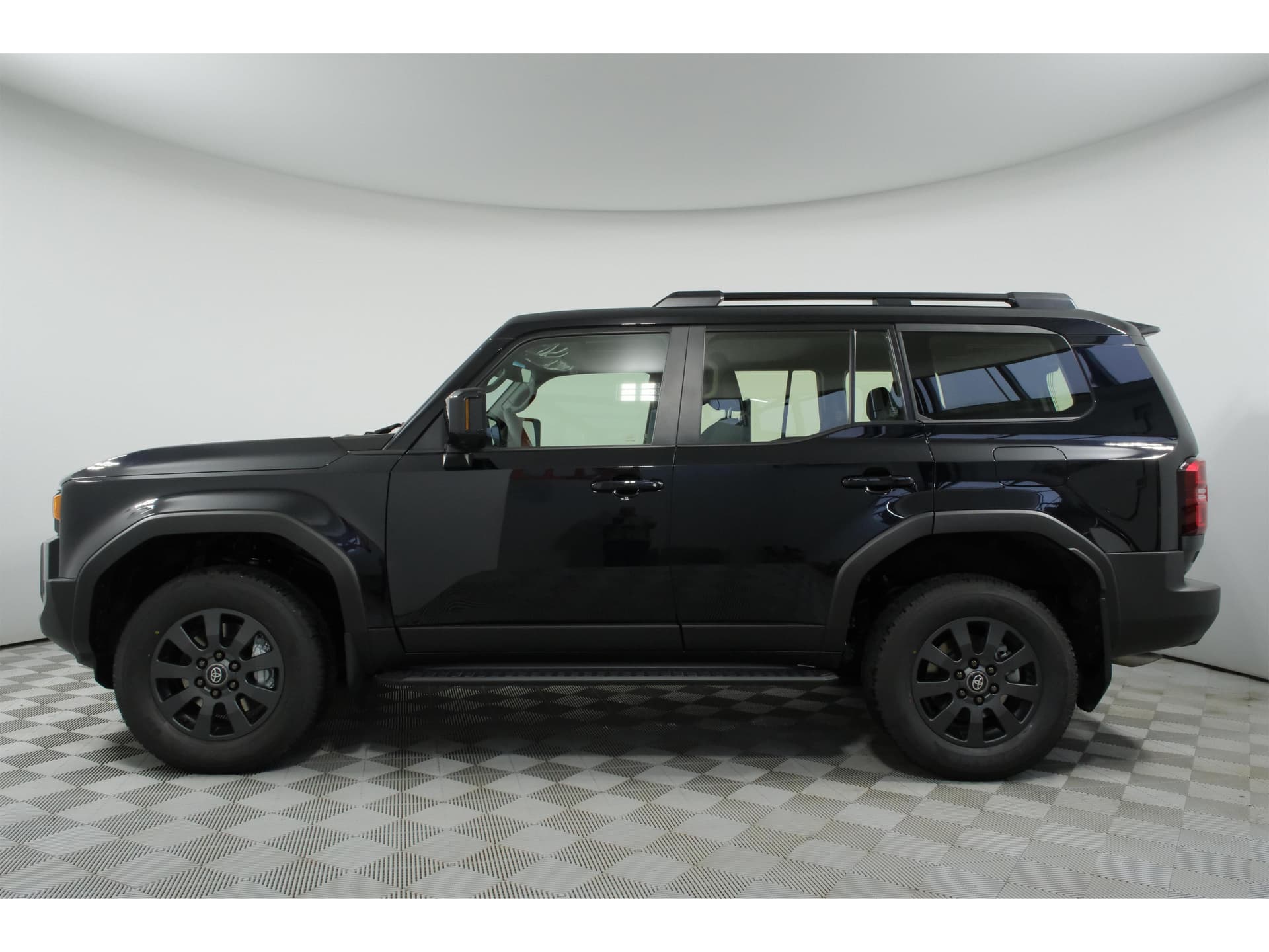 Toyota Land Cruiser Prado Mid VX 2.8d АКП в лизинг - 9
