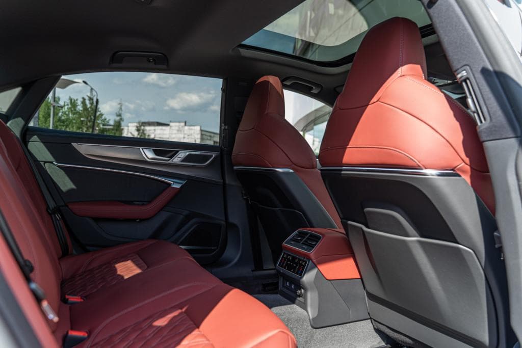 Audi A7 L S line 45 TFSI quattro S tronic в лизинг - 11