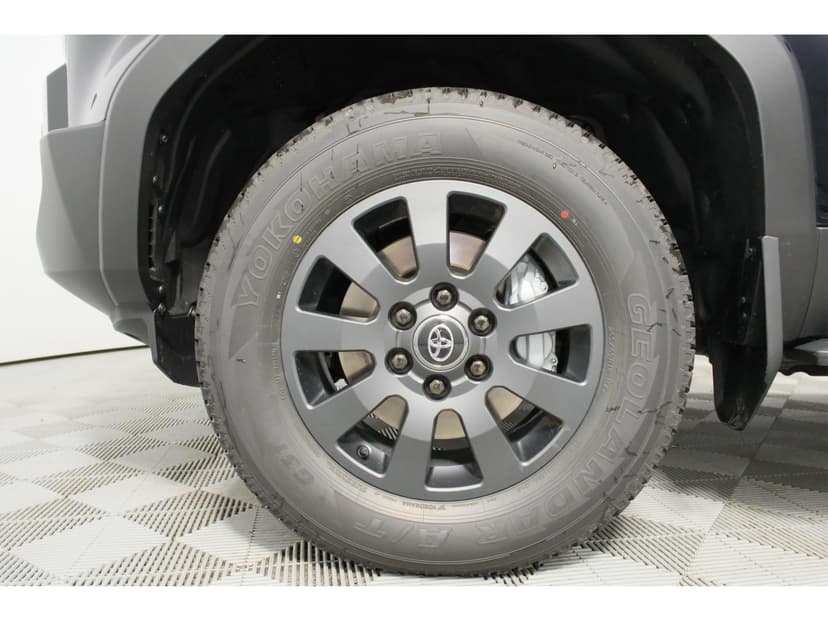 Toyota Land Cruiser Prado Mid VX 2.8d АКП в лизинг - 19