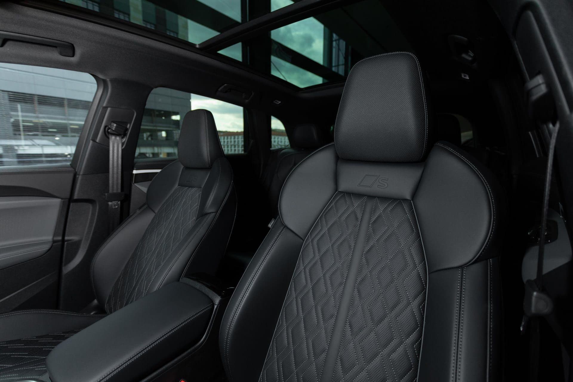Audi Q5 L Flagship Hybrid quattro S tronic в лизинг - 9