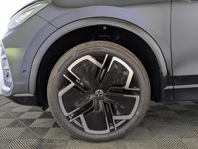Volkswagen Tiguan L Pro R-Line Premium Edition 380TSI 7AT 4WD в лизинг - 8