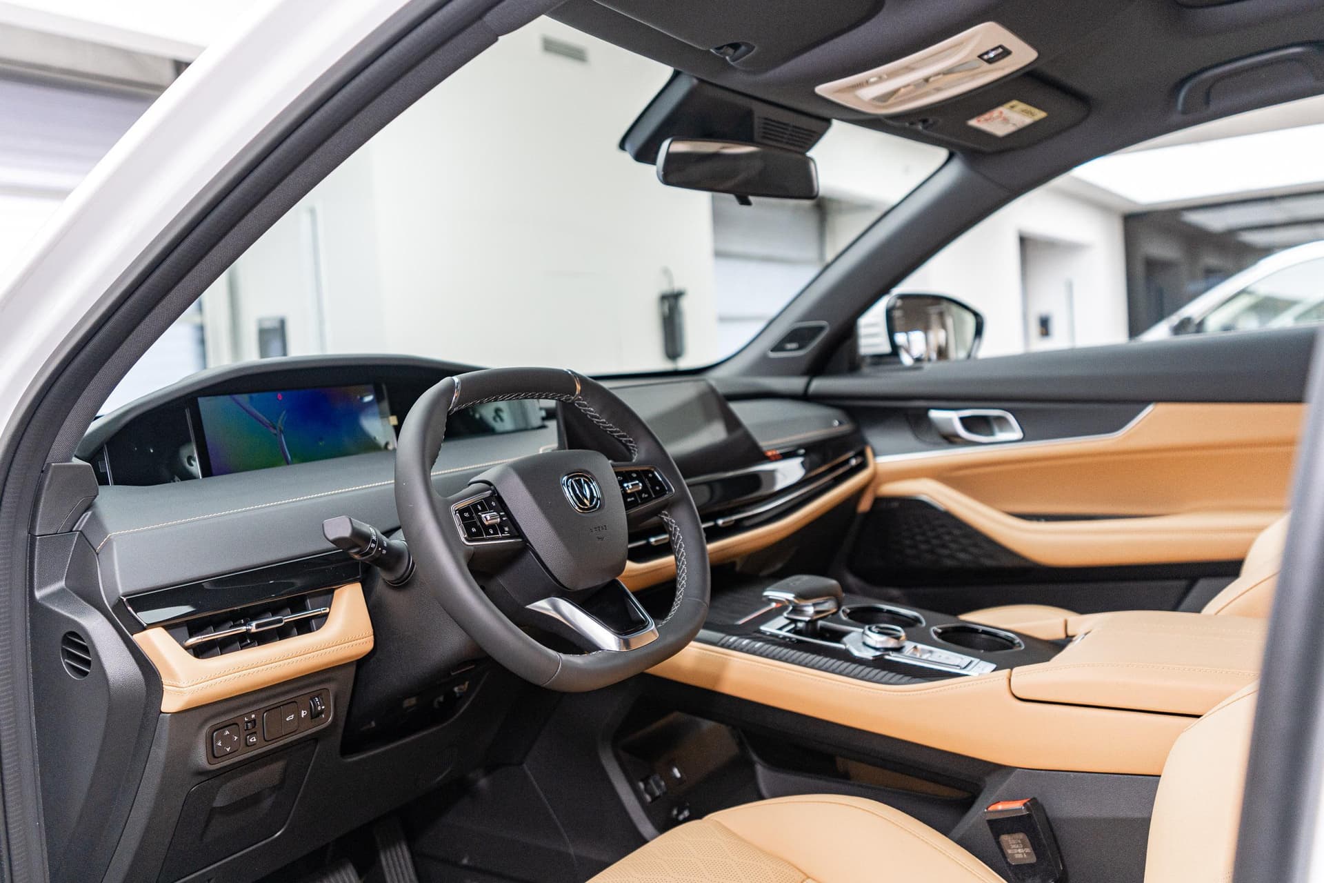 Changan Uni-K Tech+ 2.0 8AT AWD в лизинг - 9