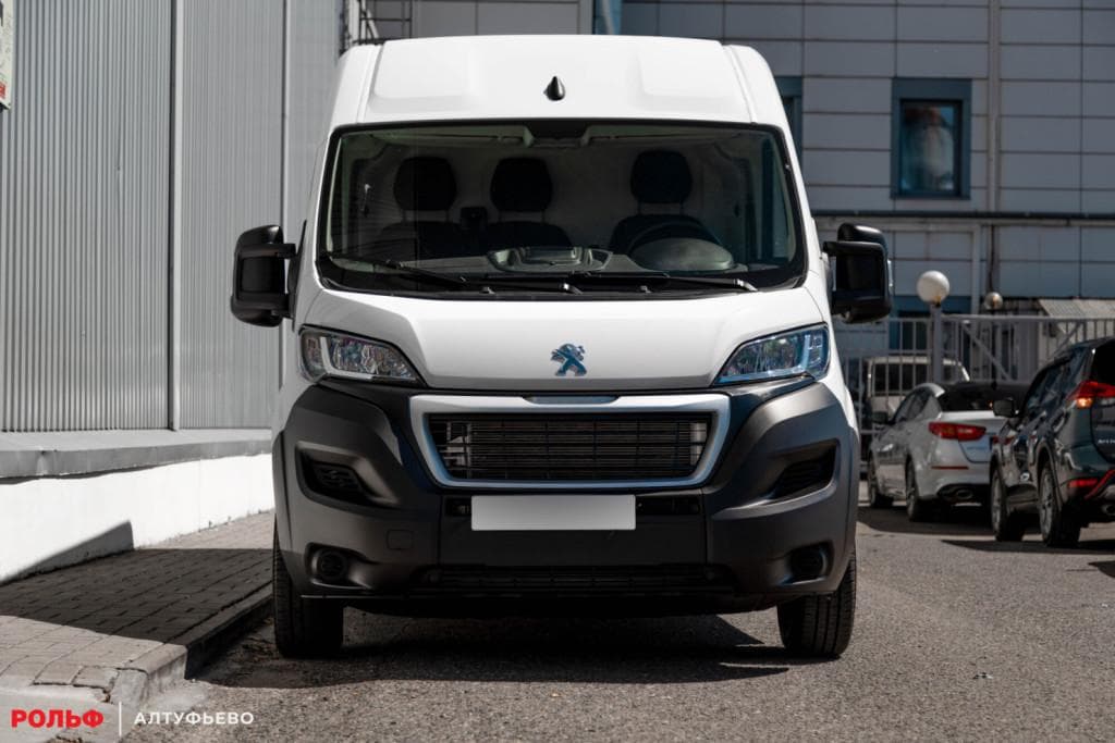 Peugeot Boxer FgTl 335 L3H2 2.2 BlueHDi 140hp 6MT в лизинг - 4
