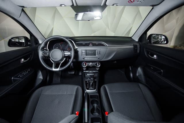 Solaris KRS Comfort 1.6 6AT в лизинг - 11