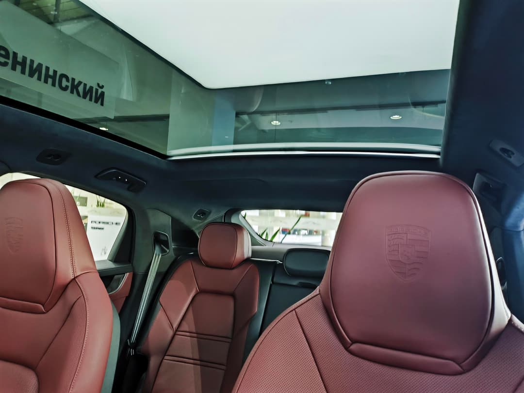 Porsche Cayenne Black Edition Coupe в лизинг - 17