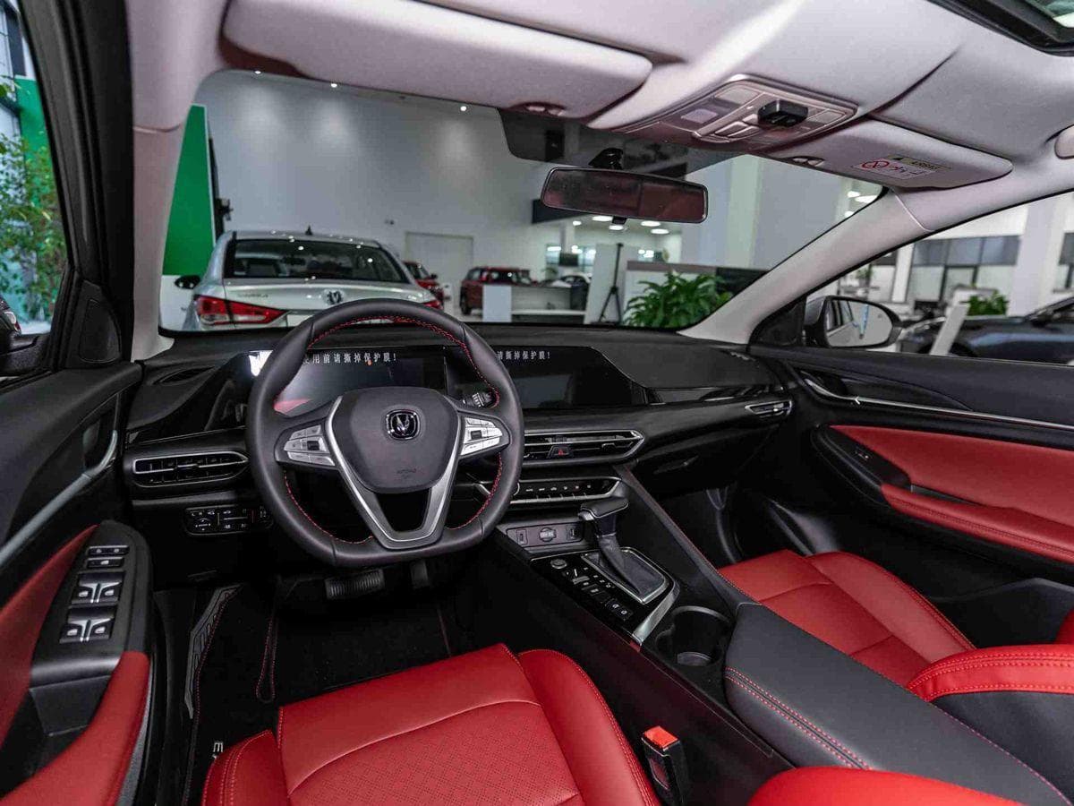 Changan Eado Plus Tech 1.4T 7DCT в лизинг - 9