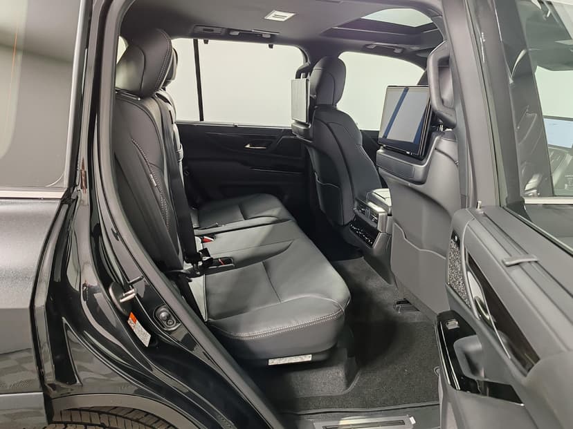 Lexus LX 600 Urban PTL в лизинг - 20