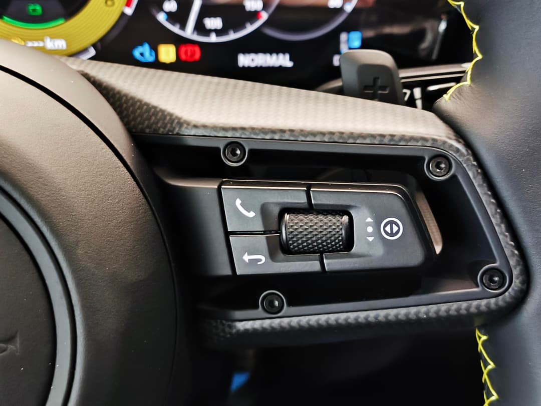 Porsche 911 Турбо Эс (Turbo S) в лизинг - 23