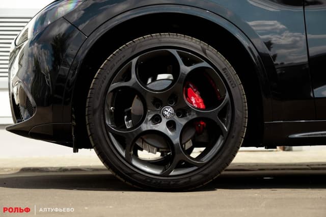 Alfa Romeo Stelvio Велоче 2.0Т 280 л.с. полный привод АТ (Veloce) в лизинг - 7