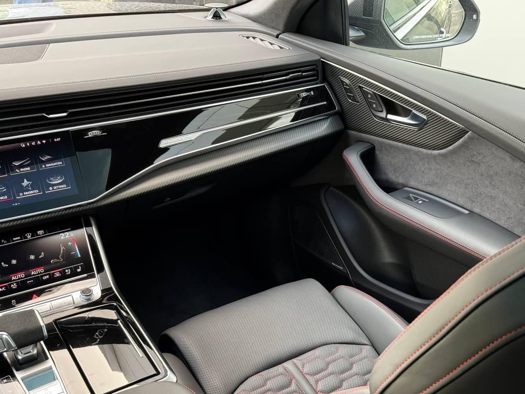 Audi RS Q8 quattro в лизинг - 28