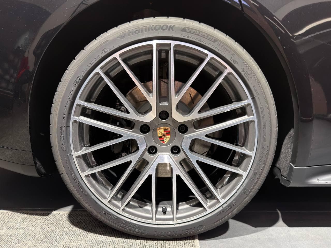 Porsche Panamera 4 E-Hybrid Executive в лизинг - 29