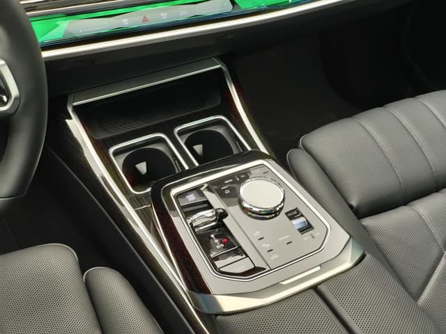 BMW 7 серия 740i xDrive в лизинг - 18