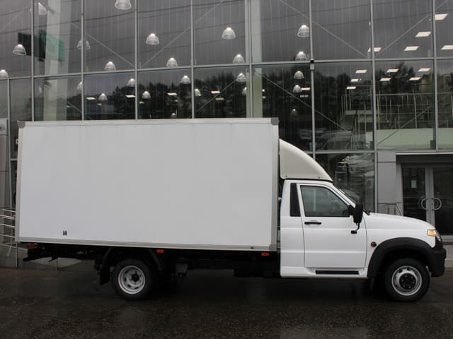 UAZ Profi Промтоварный фургон Base двускатный мост 4х2 2.7 5MT в лизинг - 6